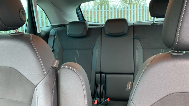 Vauxhall Crossland 1.2 Turbo Ultimate 5dr Petrol Hatchback